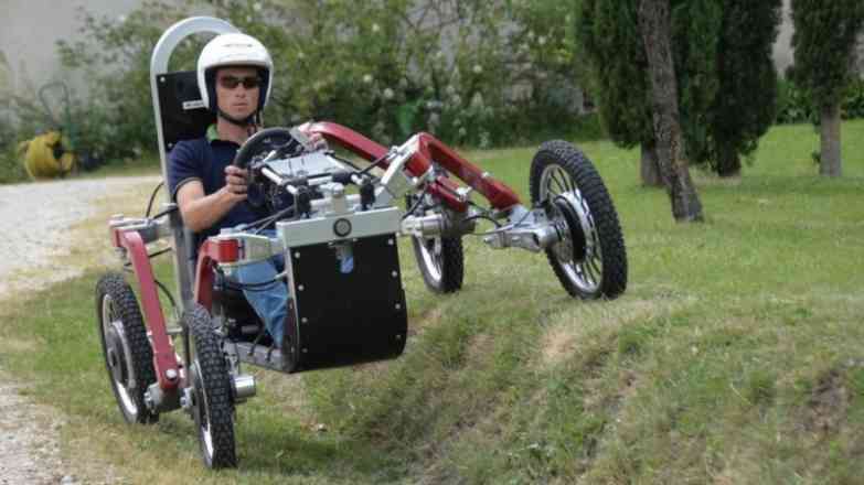 Swincar Spider: Its Ingenuity Makes It Ridiculous and Bizarre but a Must-have!