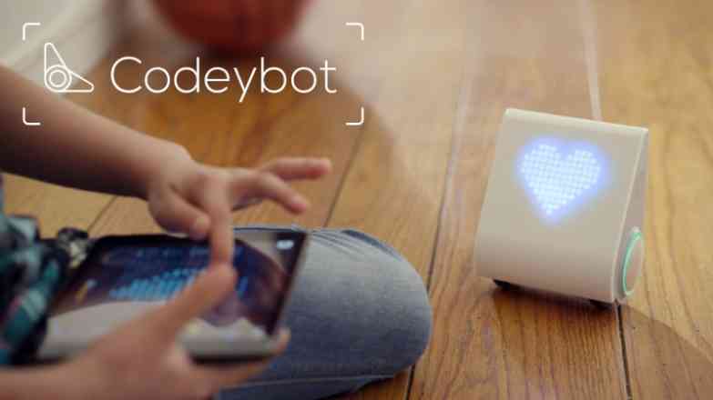 Read more about the article Codeybot: New Robot Who Teaches Coding